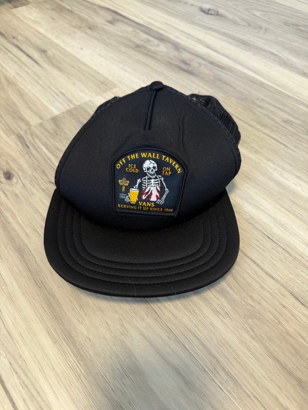 Vans Men's Black Trucker Hat Off The Wall Tavern Serving It Up Ice Cold on Tap